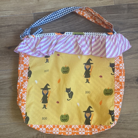 Matilda Jane Halloween Tote Candy bag - Picture 4 of 9